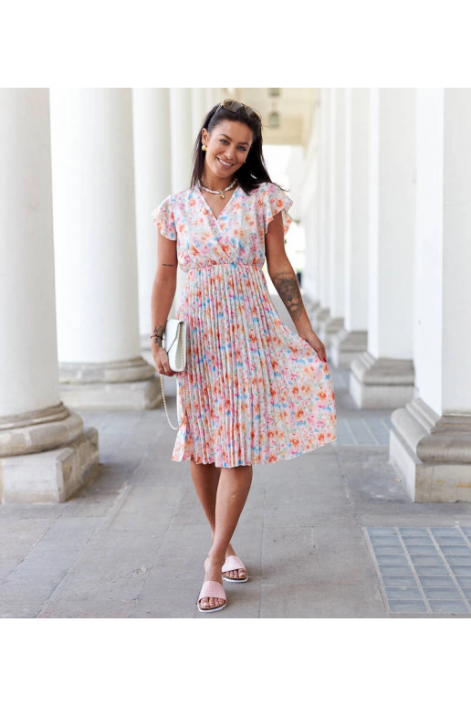 Ottavio rožinė, gėlėta, klostuota... Ottavio rožinė, gėlėta, klostuota...