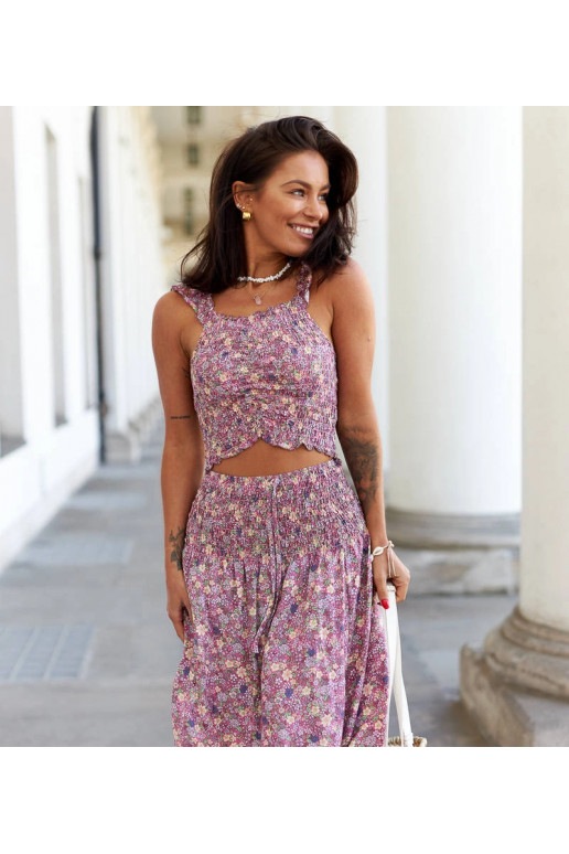 Rožinis komplektas su viršumi ir... Rožinis komplektas su viršumi ir...