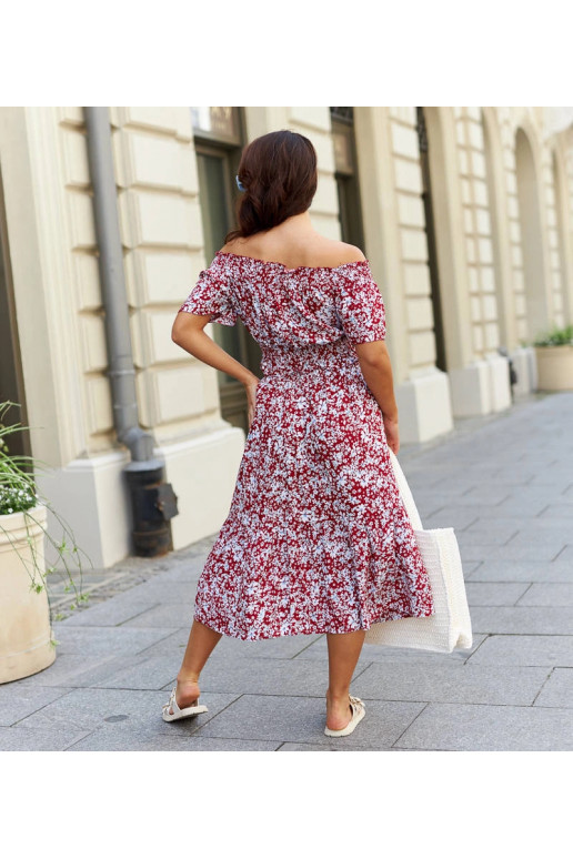 Raudonas komplektas su viršutine...