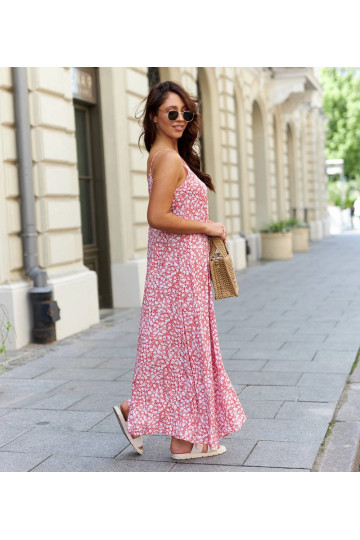 Oranžinė laisva suknelė be... 2