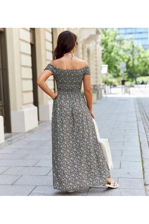 Juoda suknelė su purpurinėmis gėlėmis... Juoda suknelė su purpurinėmis gėlėmis...