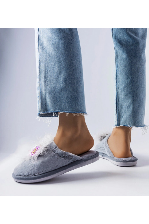 Pilkos šiltos šlepetės su gėlėmis Moly Pilkos šiltos šlepetės su gėlėmis Moly