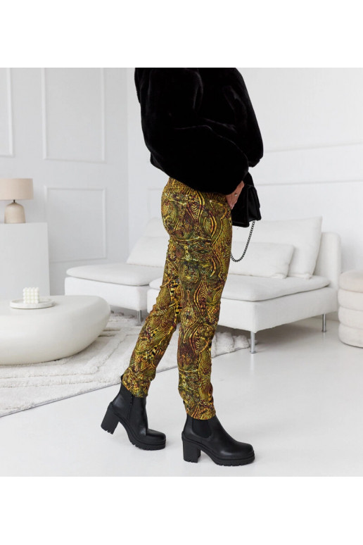 Carollton žalios ir geltonos kelnės... Carollton žalios ir geltonos kelnės...