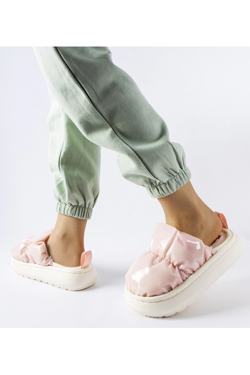 Rožinės izoliuotos šlepetės Big Star...