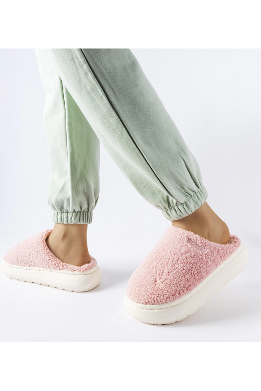 Rožinės izoliuotos šlepetės Big Star...