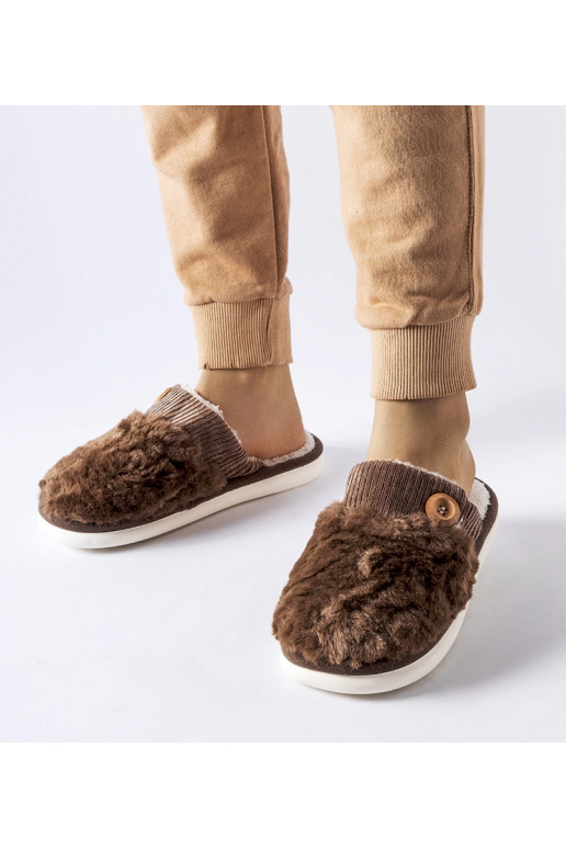 Rudos spalvos izoliuotos Lakeland...