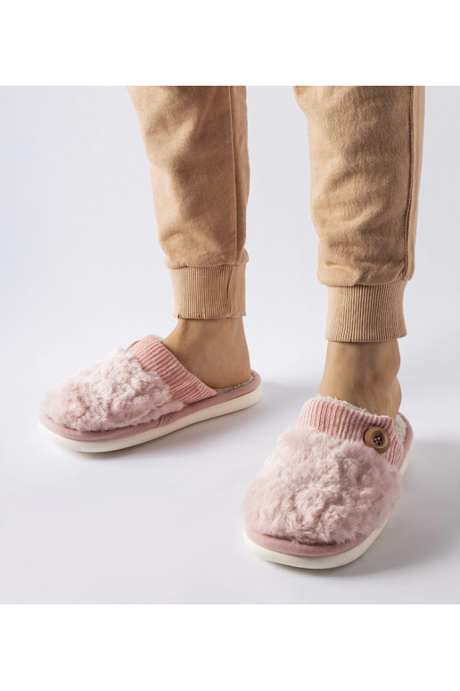 Rožinės spalvos izoliuotos šlepetės...