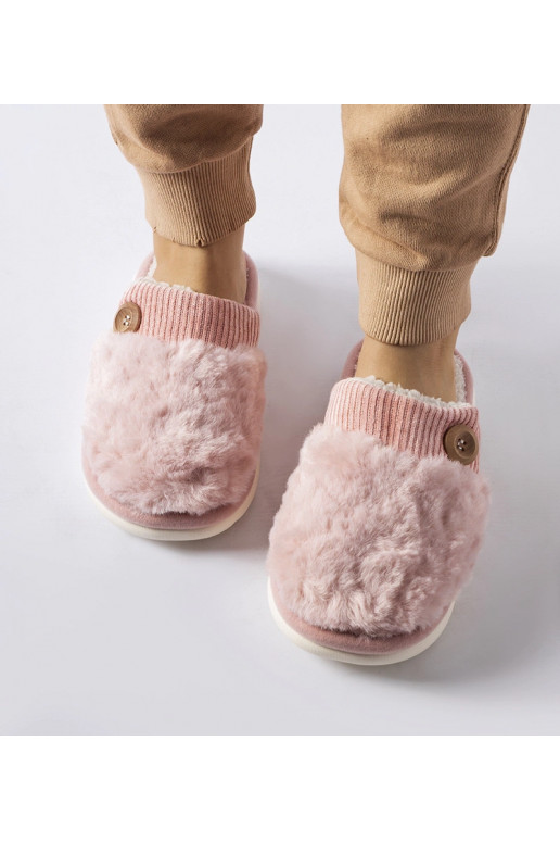 Rožinės spalvos izoliuotos šlepetės...