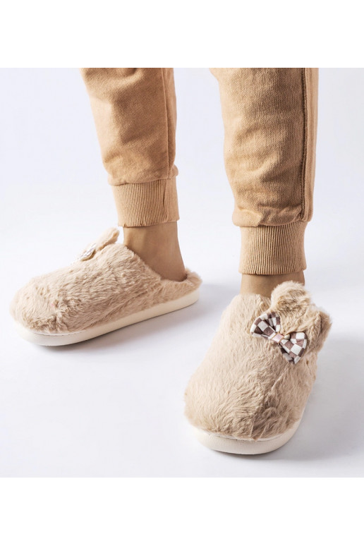 Smėlio spalvos izoliuotos moteriškos... Smėlio spalvos izoliuotos moteriškos...