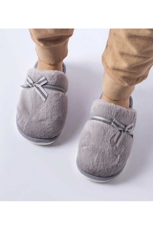 Pilkos šiltos šlepetės su lankeliu...