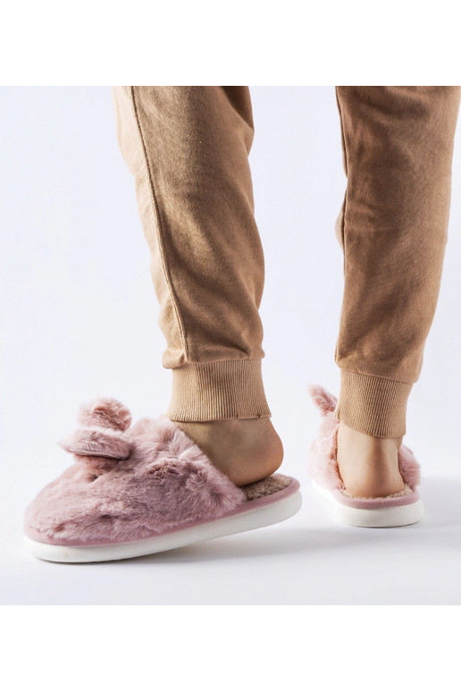 Rožinės šiltos šlepetės su ausytėmis... Rožinės šiltos šlepetės su ausytėmis...