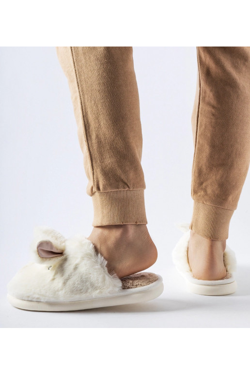 Baltos šiltos šlepetės su ausytėmis...