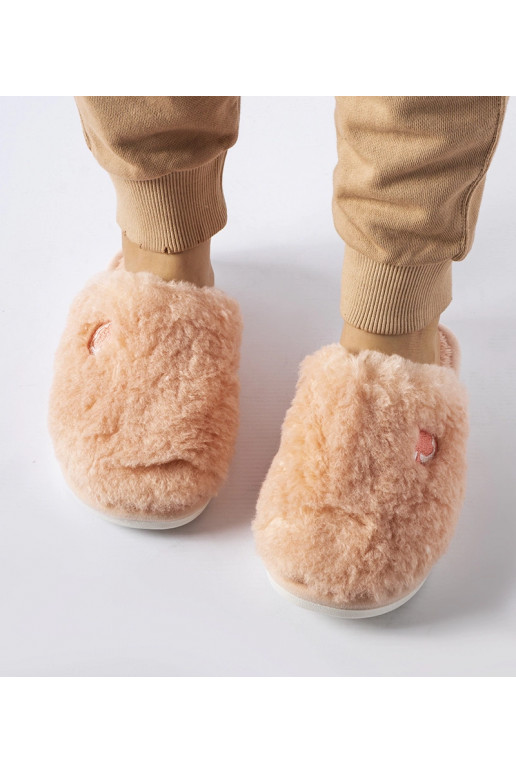 Rožinės šiltos šlepetės su Alessio...