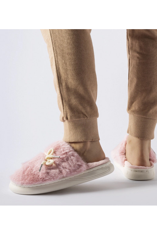 Rožinės šlepetės su dekoratyvine...