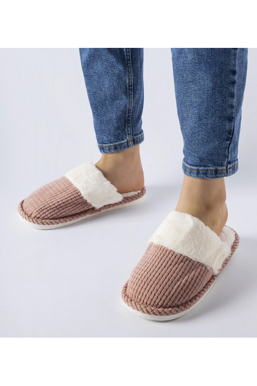 Smulkesnės rožinės šiltos šlepetės