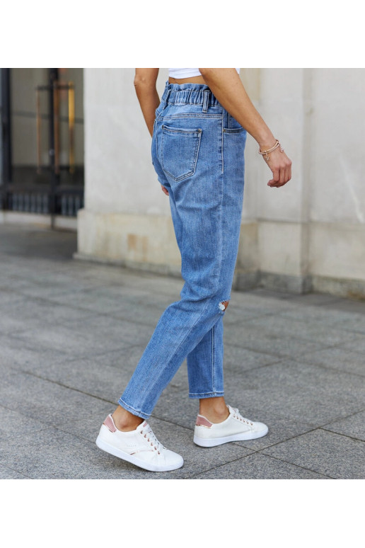 Džinsai su popieriniu maišeliu „Putzu“. Džinsai su popieriniu maišeliu „Putzu“.