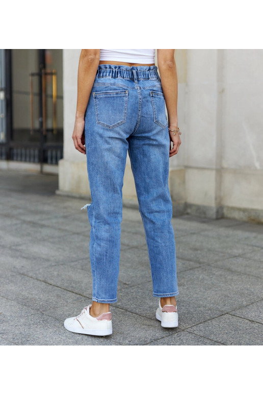 Džinsai su popieriniu maišeliu „Putzu“. Džinsai su popieriniu maišeliu „Putzu“.