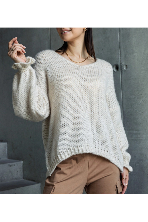 Smėlio spalvos megztinis V formos... Smėlio spalvos megztinis V formos...