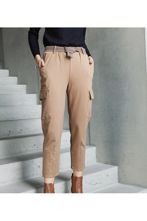 Nuala šviesiai rudos kovos kelnės su... Nuala šviesiai rudos kovos kelnės su...