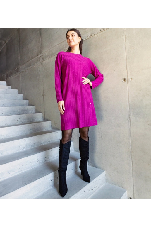 Kadyra tamsiai rožinė blizganti... Kadyra tamsiai rožinė blizganti...