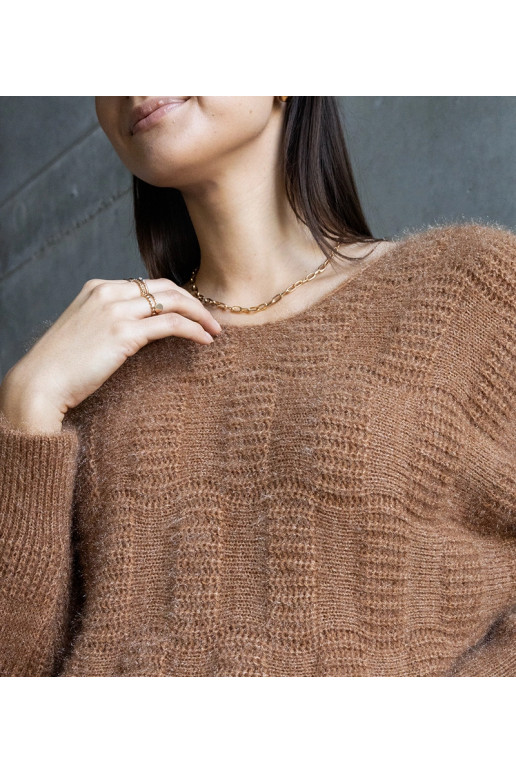 Tamsiai smėlio spalvos Neveri... Tamsiai smėlio spalvos Neveri...