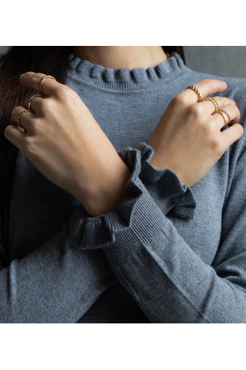 Pilkas švelnus megztinis...