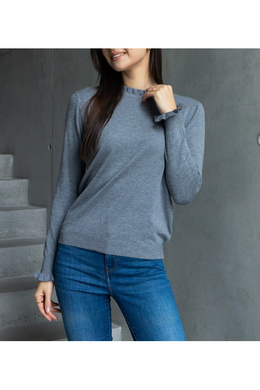 Pilkas švelnus megztinis puoštas...