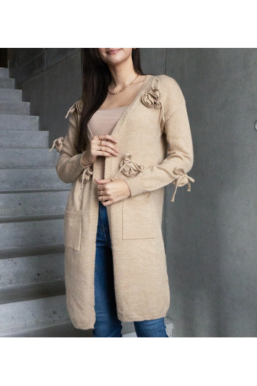 Ilgas smėlio spalvos...