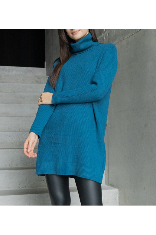 Ilgas tamsiai mėlynas minkštas... Ilgas tamsiai mėlynas minkštas...