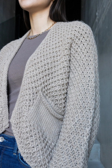 Pilkas megztinis Nira tipo 2