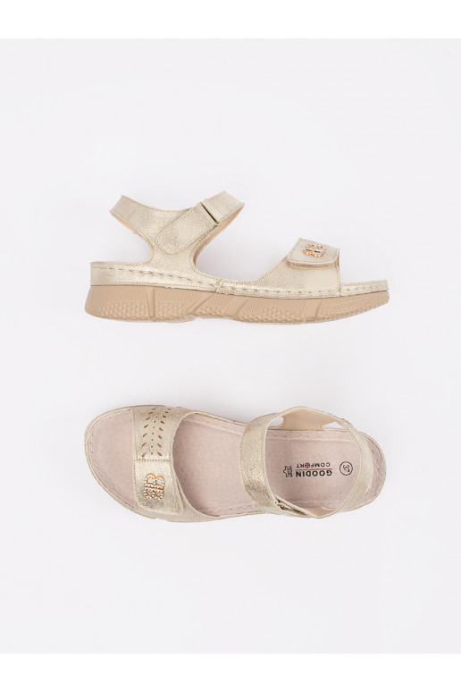 aukso spalvos sandalai  aukso spalvos sandalai