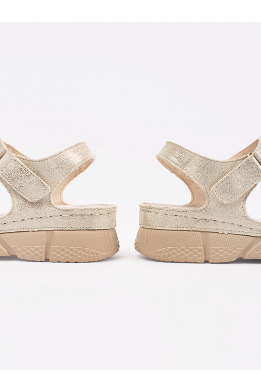 aukso spalvos sandalai  aukso spalvos sandalai