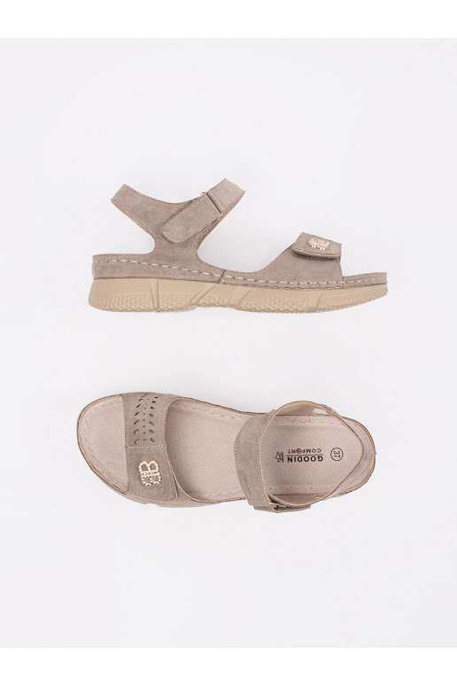 smėlio spalvos sandalai  smėlio spalvos sandalai