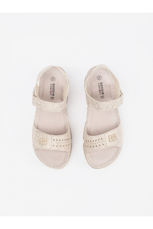 dramblio kaulo spalvos sandalai  dramblio kaulo spalvos sandalai