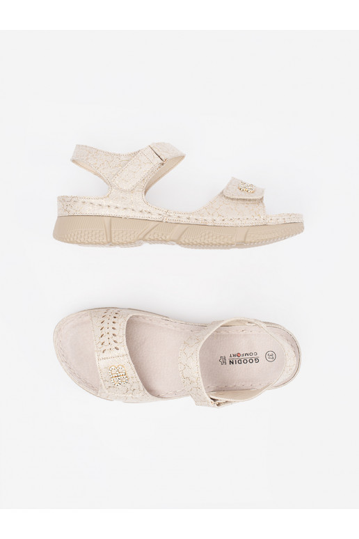 dramblio kaulo spalvos sandalai  dramblio kaulo spalvos sandalai