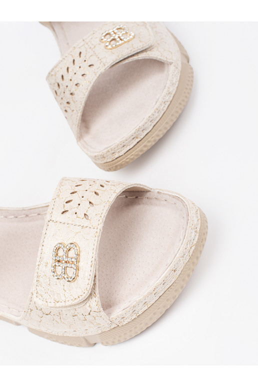 dramblio kaulo spalvos sandalai  dramblio kaulo spalvos sandalai