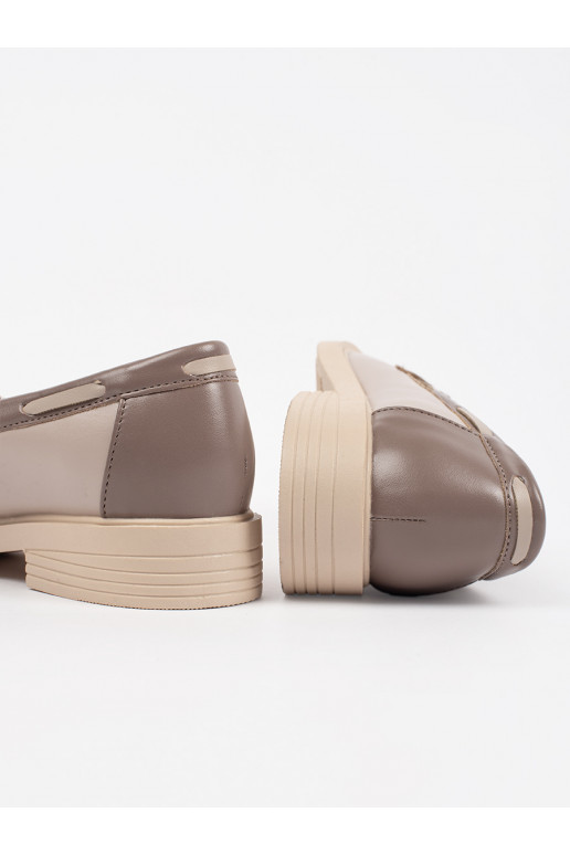 smėlio spalvos mokasinai ze skórzaną wkładką