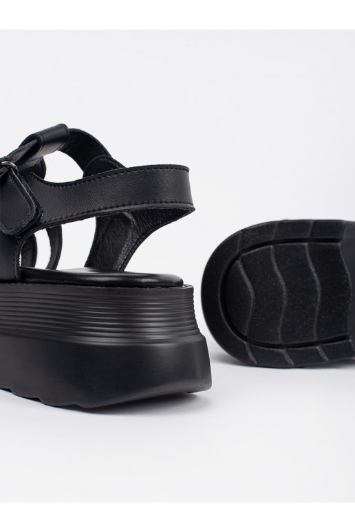 Juodos spalvos sandalai su platforma   Juodos spalvos sandalai su platforma