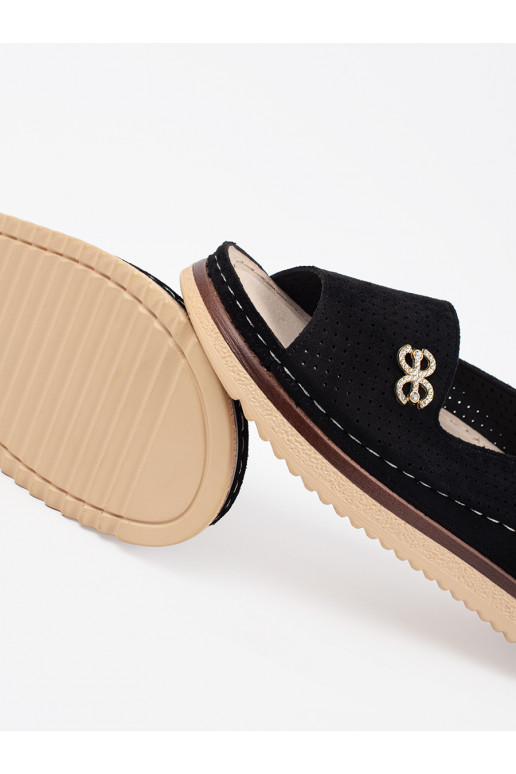 su aužūro elementais miękkie sandalai juodos spalvos su aužūro elementais miękkie sandalai juodos spalvos