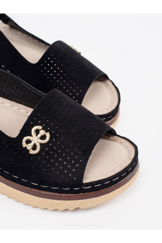 su aužūro elementais miękkie sandalai juodos spalvos su aužūro elementais miękkie sandalai juodos spalvos