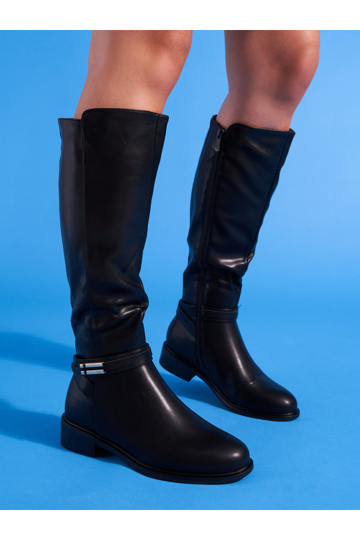 Juodos spalvos klasikinio stiliaus moteriški batai  Juodos spalvos klasikinio stiliaus moteriški batai