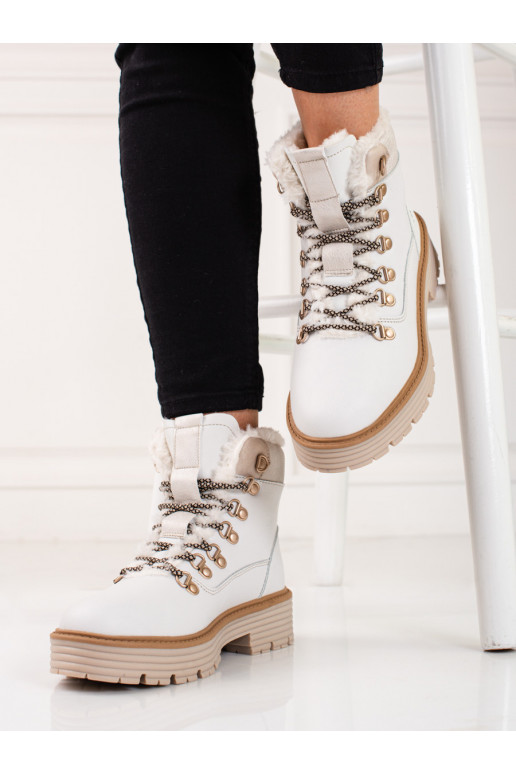 baltos spalvos Moteriški batai