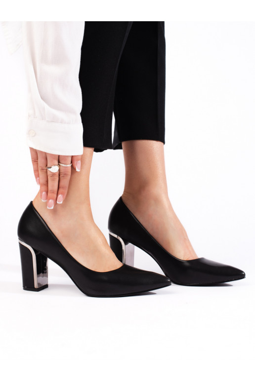 Aukštakulniai bateliai ant kulno juodos spalvos