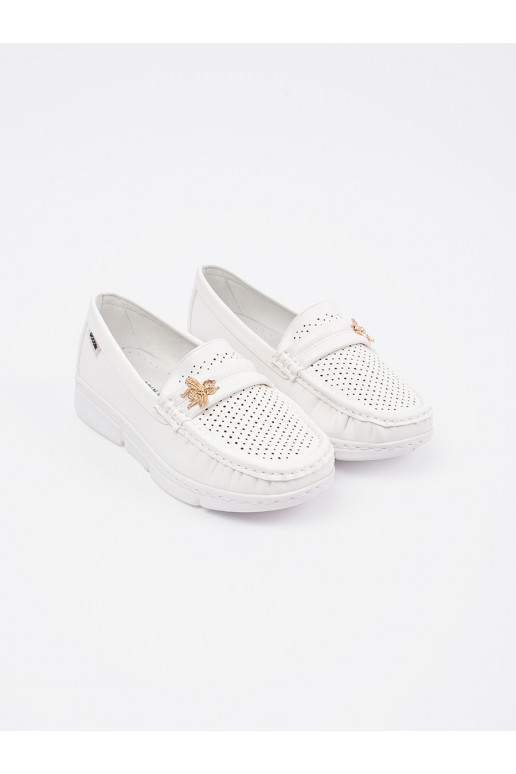 baltos spalvos mokasinai  z przypinką baltos spalvos mokasinai  z przypinką