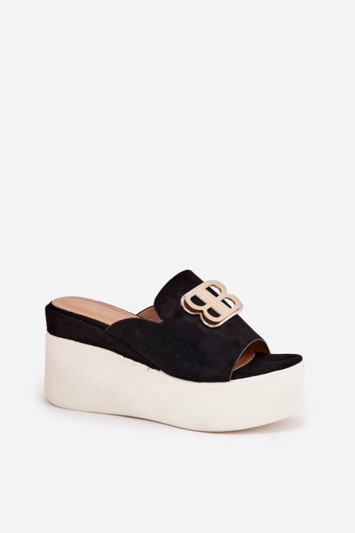 Šlepetės su platforma I Koturnie su ornamentais Juodos spalvos Tanonea