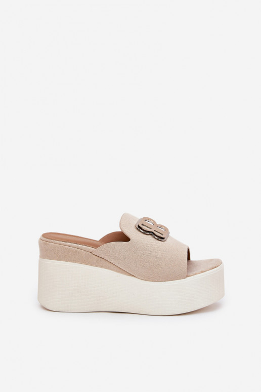 Šlepetės su platforma I Koturnie su ornamentais smėlio spalvos Tanonea