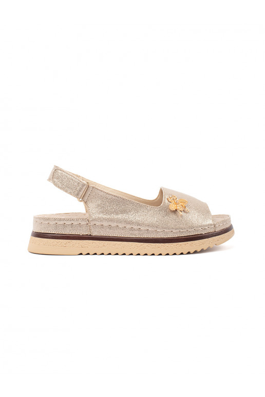 aukso spalvos sandalai su platforma z przypinką aukso spalvos sandalai su platforma z przypinką