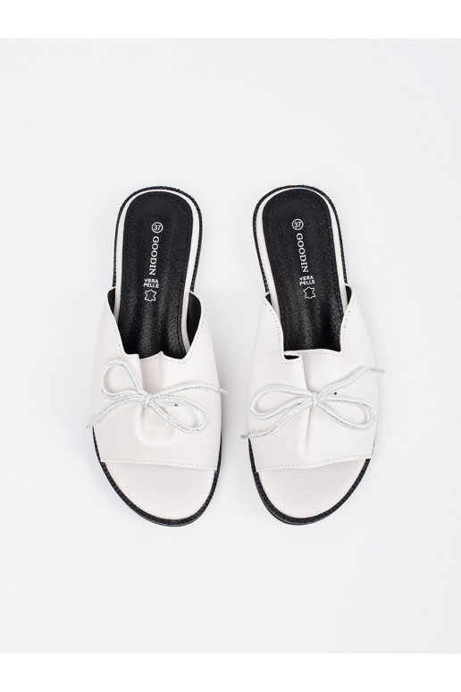 baltos spalvos Šlepetės  płaksie su bantuku baltos spalvos Šlepetės  płaksie su bantuku