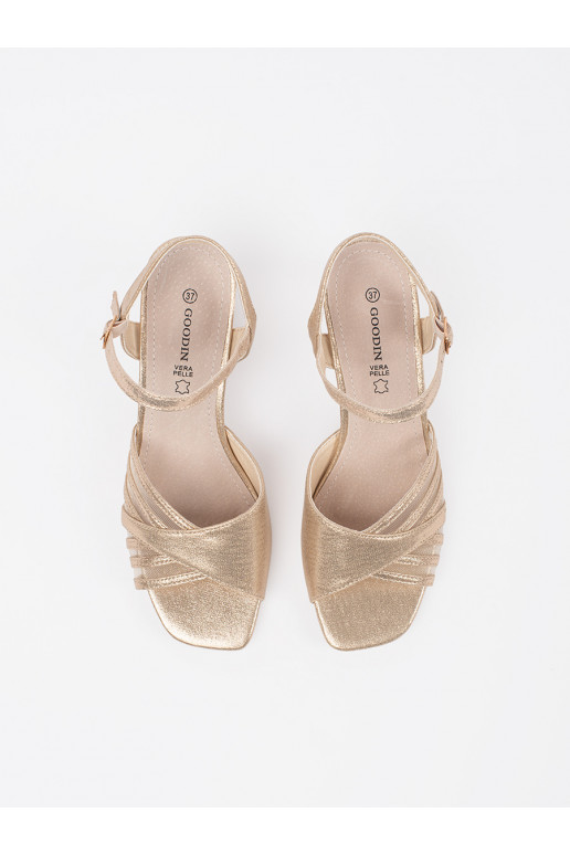 aukso spalvos  sandalai ant kulno aukso spalvos  sandalai ant kulno