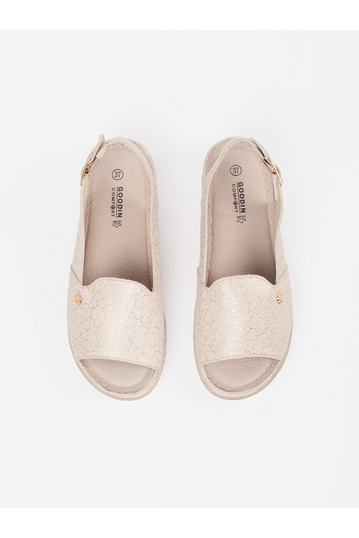 smėlio spalvos sandalai ze skórzaną wkładką smėlio spalvos sandalai ze skórzaną wkładką